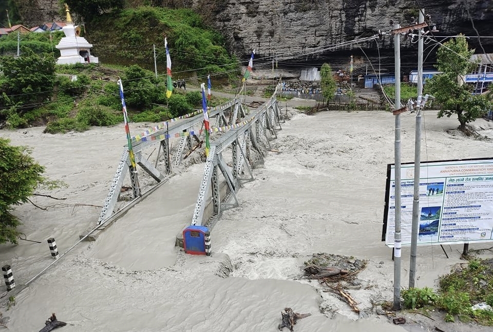 बाढीपहिरोमा परेर जेठ ३१ यता ८५ को मृत्यु, ४४ वेपत्ता