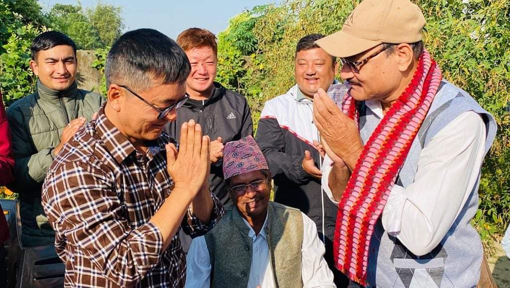 नेपाली काँग्रेसका कुमार भट्टराई सहितका नेताहरु राप्रपा प्रवेश, अध्यक्ष लिङदेनले गरे स्वागत